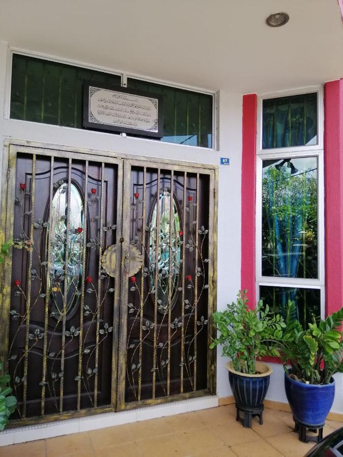 Hawwa Sara Muslim Homestay Malacca Esterno foto